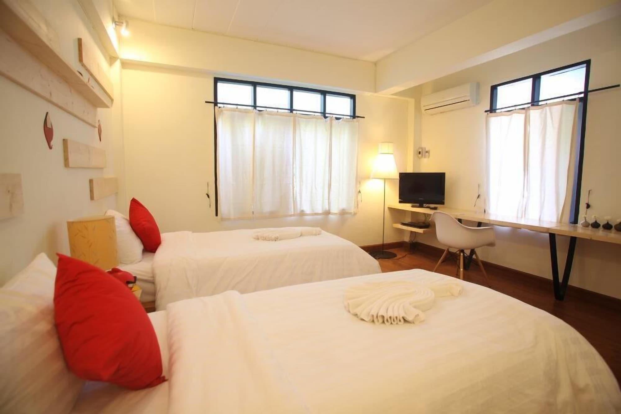 Early Bird Bed & Breakfast (Adults Only) Chiang Mai Exterior foto