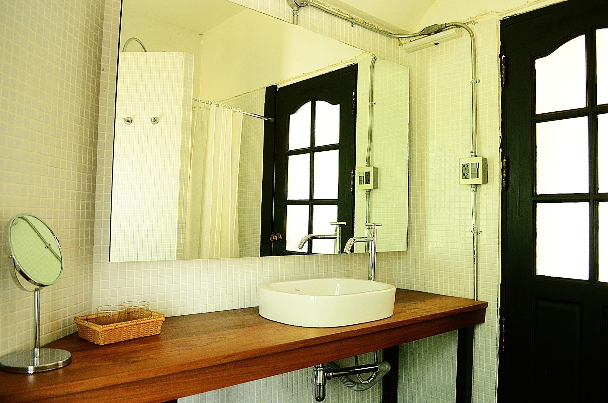 Early Bird Bed & Breakfast (Adults Only) Chiang Mai Exterior foto