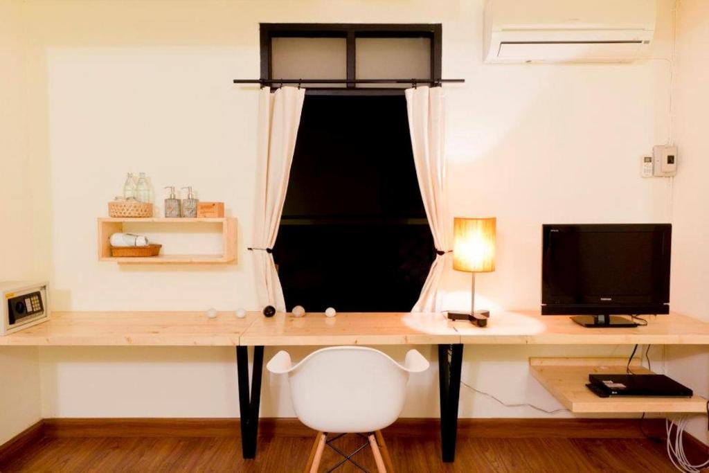 Early Bird Bed & Breakfast (Adults Only) Chiang Mai Quarto foto